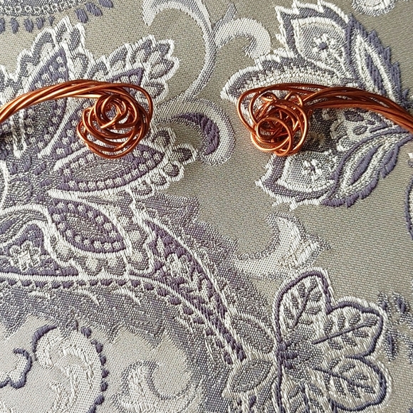 Handcrafted Artisan Copper Wire Necklace Pendant Abstract Twist Set Choker - Picture 5 of 12